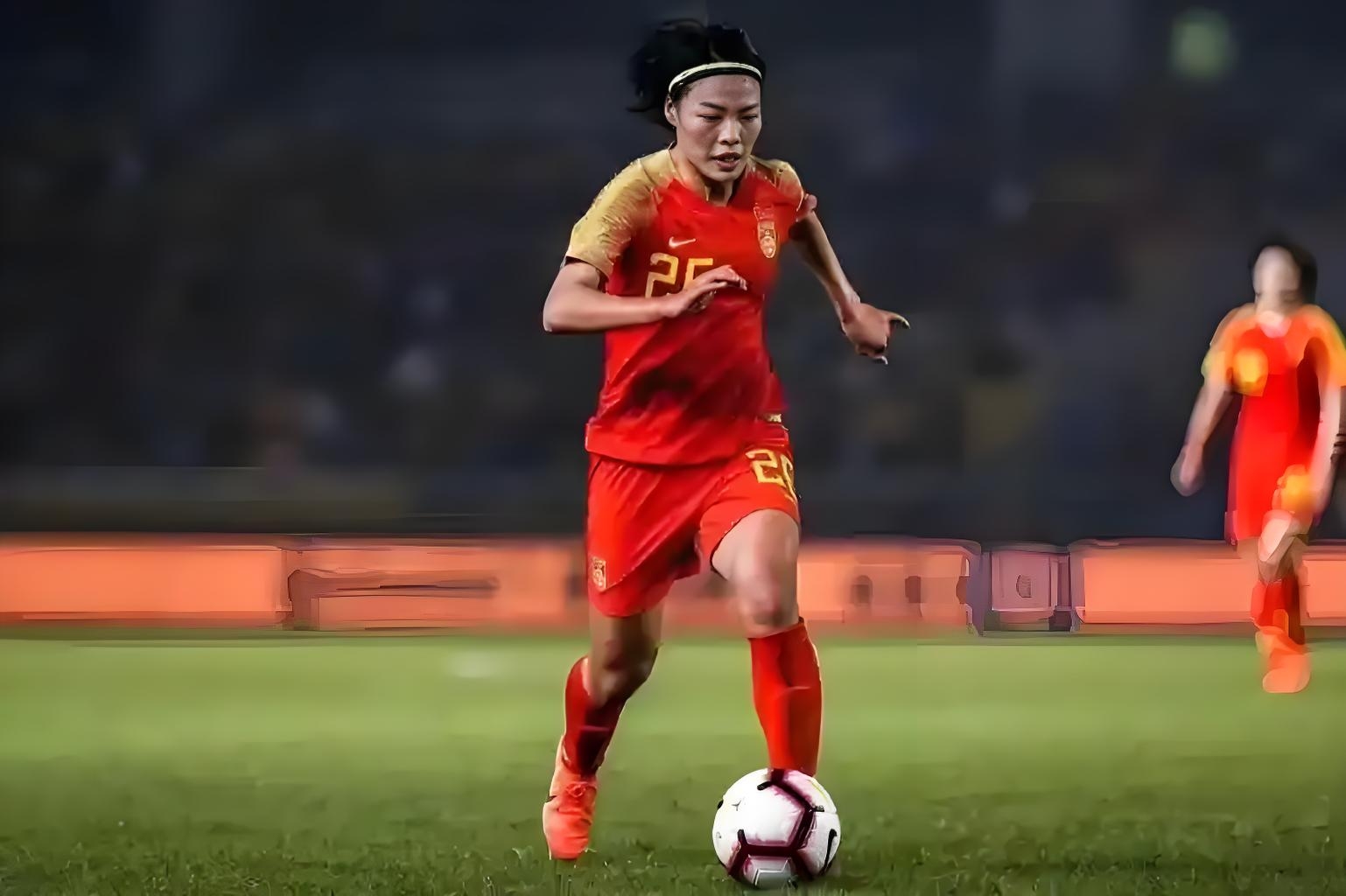 壮阳一战！女足集训精神面貌抢眼